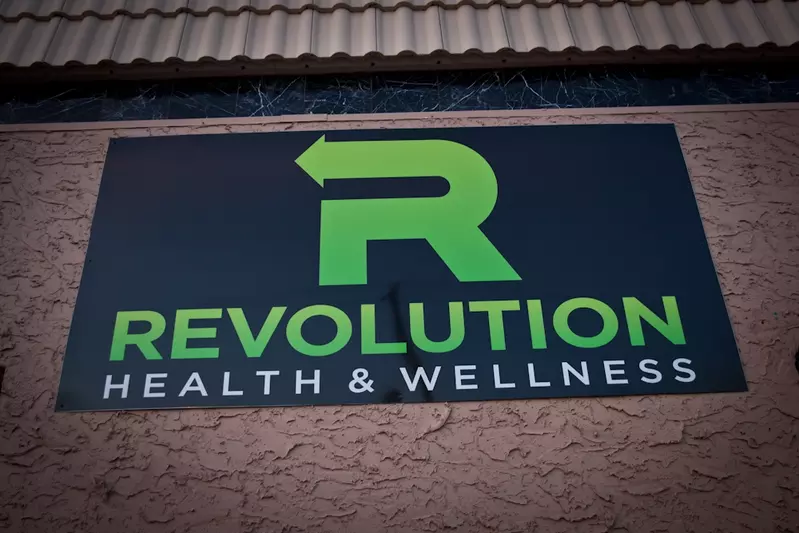 Revolution Health & Wellness Clinic Tulsa Oklahoma Prolotherapy PRP